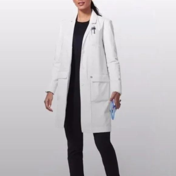 XS figs The Modern lab coat
